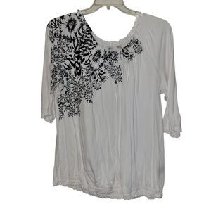 Tees 2 Please Blouse Size 22/24 Black And White.